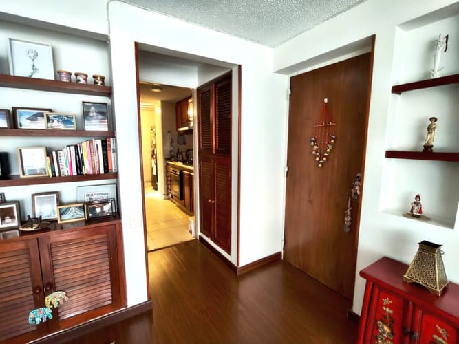 Apartamento de 3 alcobas en venta en Cedritos, Bogotá, 65 m² · foto 4 de 21