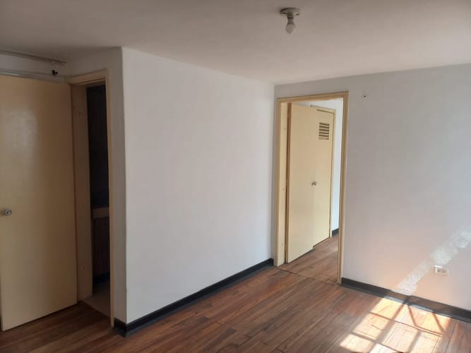 Apartaestudio en venta en Santa Fe, Bogotá, 38 m² · foto 4 de 5
