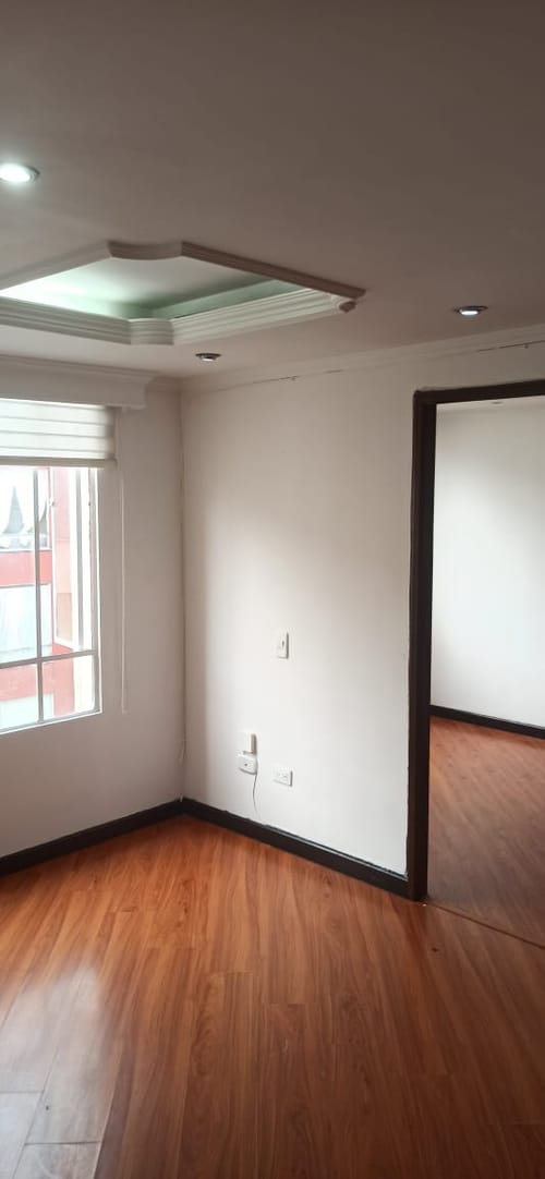 Apartamento de 3 alcobas en arriendo en Ciudad Alsacia, Bogotá, 44 m² · foto 2 de 19