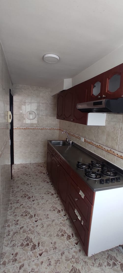 Apartamento de 3 alcobas en arriendo en Ciudad Alsacia, Bogotá, 44 m² · foto 13 de 19
