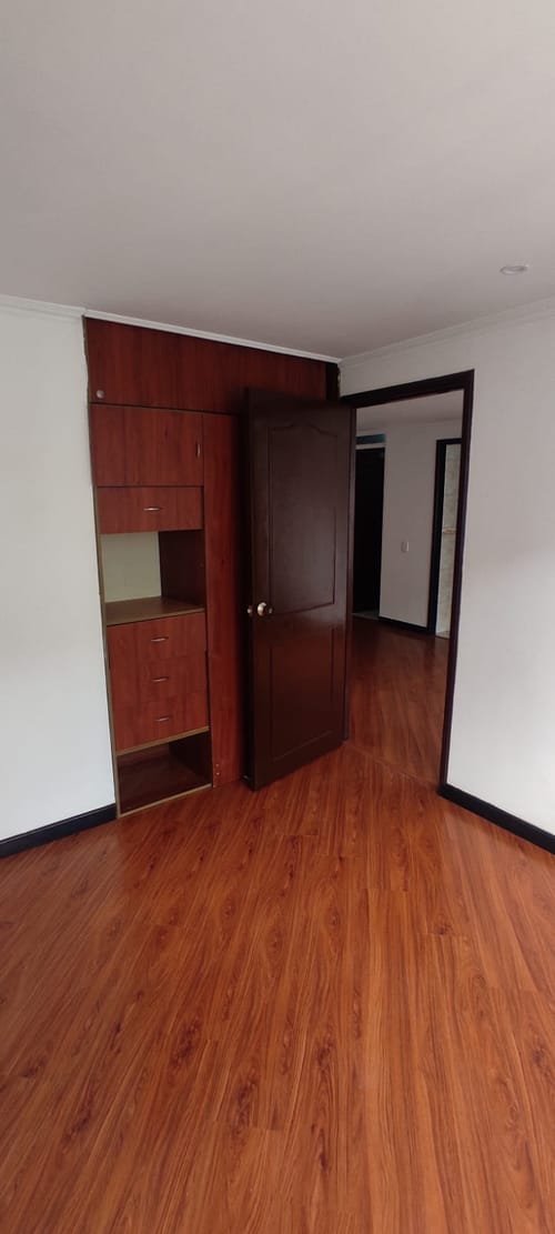 Apartamento de 3 alcobas en arriendo en Ciudad Alsacia, Bogotá, 44 m² · foto 16 de 19