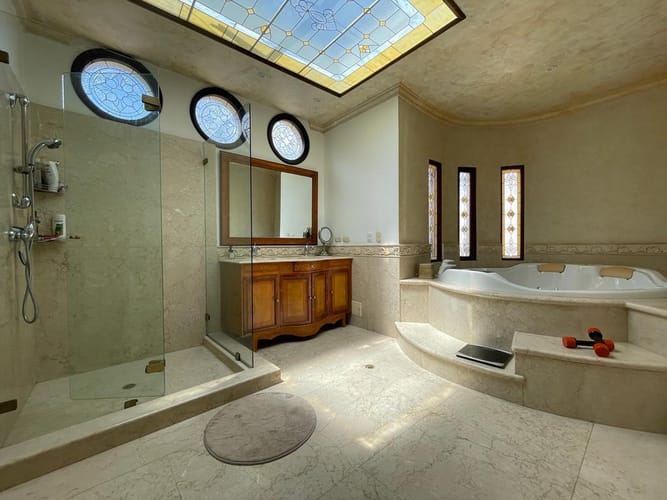 Casa de 4 alcobas en venta en Santa Ana Oriental, Bogotá, 620 m² · foto 8 de 24