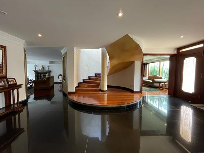 Casa de 4 alcobas en venta en Santa Ana Oriental, Bogotá, 620 m² · foto 13 de 24