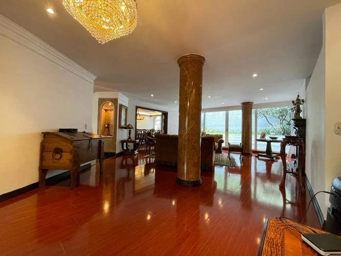 Casa de 4 alcobas en venta en Santa Ana Oriental, Bogotá, 620 m² · foto 16 de 24