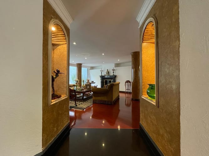 Casa de 4 alcobas en venta en Santa Ana Oriental, Bogotá, 620 m² · foto 21 de 24