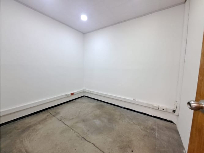 Bodega en arriendo en Siberia, Cota, 2384 m² · foto 18 de 23