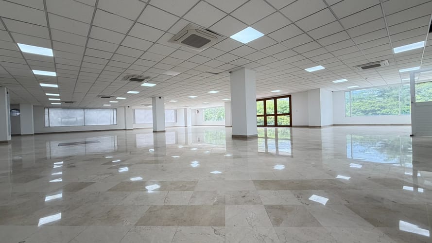 Oficina en arriendo en San Pedro, Cali, 500 m² · foto 7 de 21