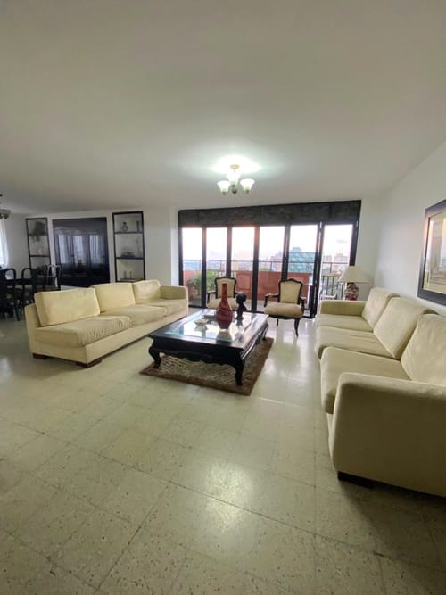 Apartamento de 3 alcobas en venta en Altos Del Prado, Barranquilla, 200 m² · foto 4 de 12