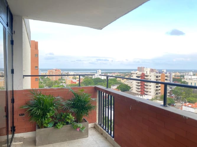 Apartamento de 3 alcobas en venta en Altos Del Prado, Barranquilla, 200 m² · foto 5 de 12
