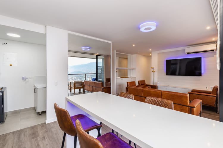 Apartamento de 3 alcobas en venta en El Poblado, Medellín, 103 m² · foto 4 de 24