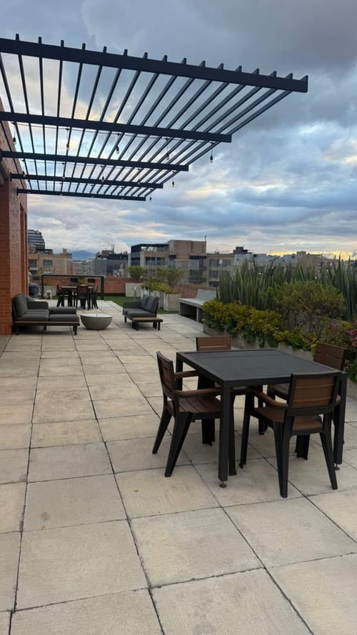 Apartaestudio en venta en Chico Norte, Bogotá, 19 m² · foto 12 de 16