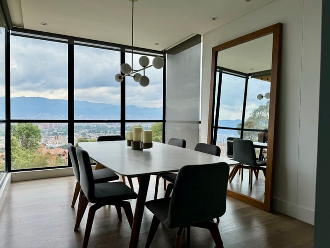 Apartamento de 3 alcobas en venta en Cerros De Suba, Bogotá, 223 m² · foto 8 de 12