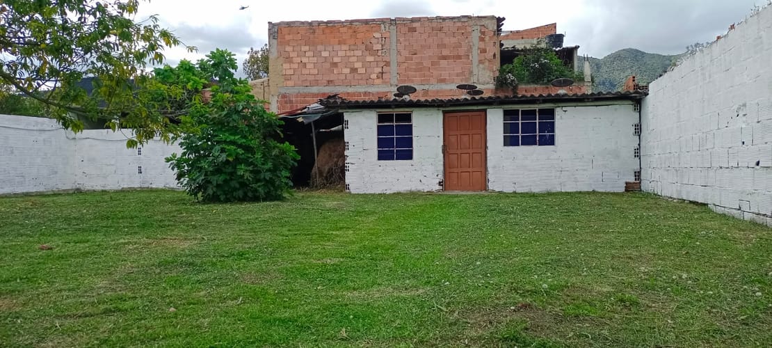 Lote en venta en Santa Lucia, Chía, 680 m² · foto 10 de 22