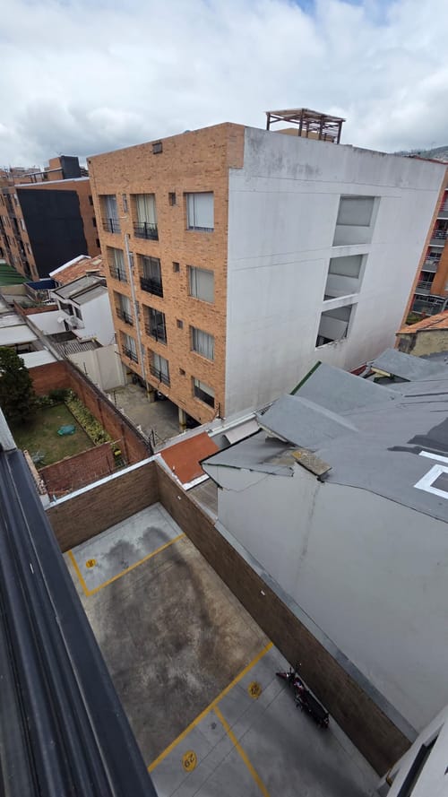 Apartaestudio en venta en Cedritos, Bogotá, 32 m² · foto 5 de 5