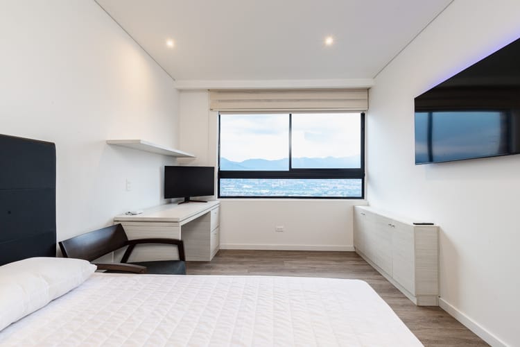 Apartamento de 3 alcobas en venta en El Poblado, Medellín, 103 m² · foto 9 de 24