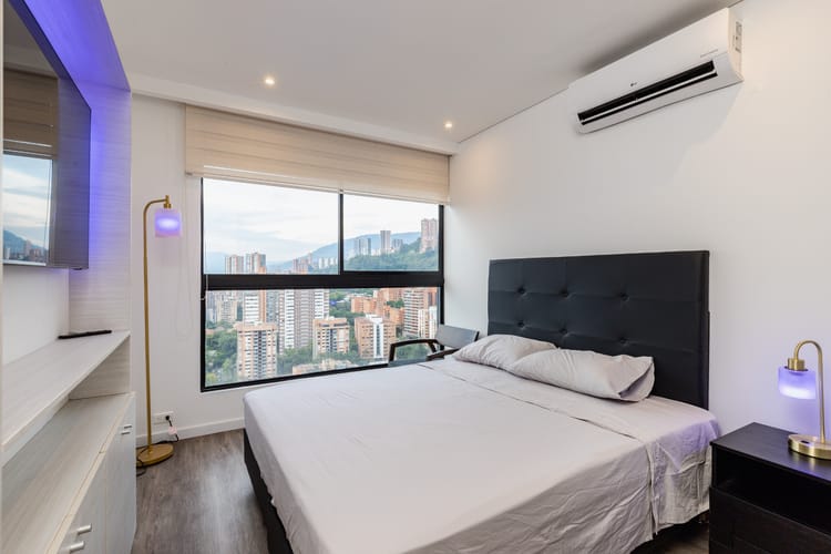 Apartamento de 3 alcobas en venta en El Poblado, Medellín, 103 m² · foto 8 de 24