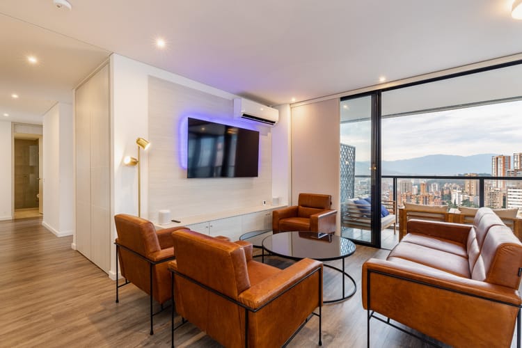 Apartamento de 3 alcobas en venta en El Poblado, Medellín, 103 m² · foto 17 de 24