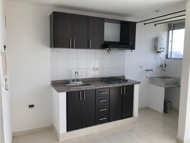 Apartamento de 3 alcobas en venta en El Salado, Ibagué, 58 m² · foto 5 de 9