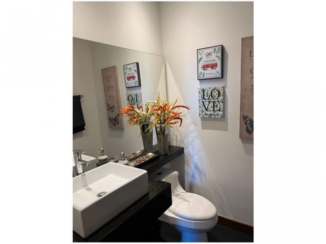 Casa de 5 alcobas en venta en Los Balsos, Envigado, 488 m² · foto 13 de 18
