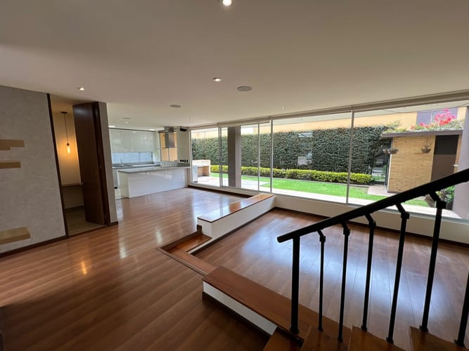 Casa de 4 alcobas en venta en Chuntame, Cajicá, 260 m² · foto 3 de 24