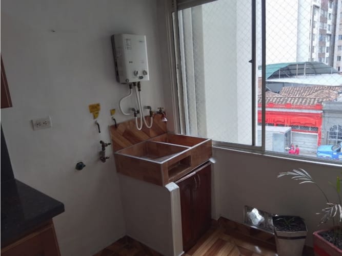 Apartamento de 2 alcobas en arriendo en Villanueva, Medellín, 55 m² · foto 9 de 9