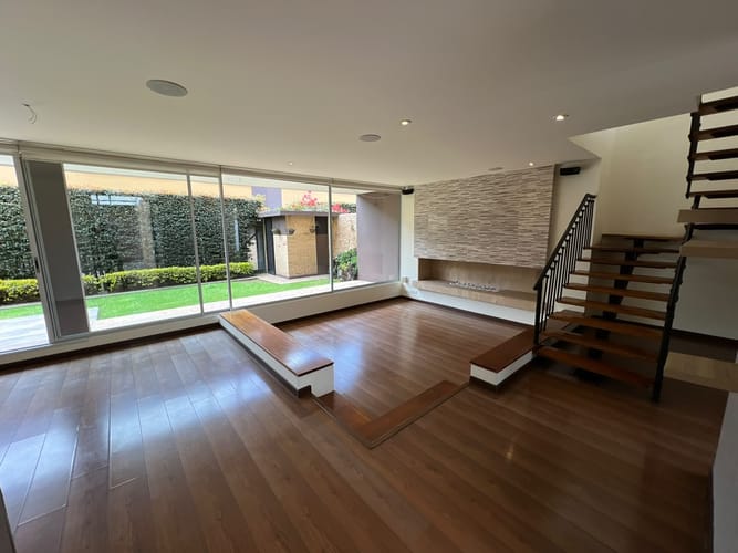 Casa de 4 alcobas en venta en Chuntame, Cajicá, 260 m² · foto 4 de 24