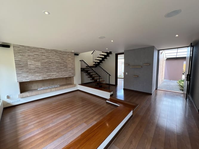 Casa de 4 alcobas en venta en Chuntame, Cajicá, 260 m² · foto 5 de 24