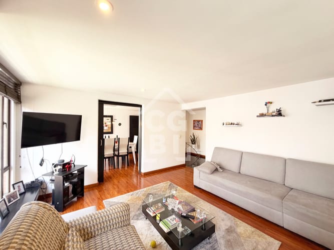 Apartamento de 3 alcobas en venta en Chico Norte, Bogotá, 152 m² · foto 3 de 24