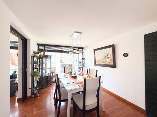 Apartamento de 3 alcobas en venta en Chico Norte, Bogotá, 152 m² · foto 5 de 24
