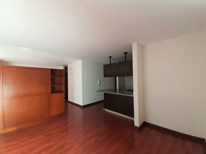 Apartaestudio en venta en Chapinero, Bogotá, 40 m² · foto 2 de 11