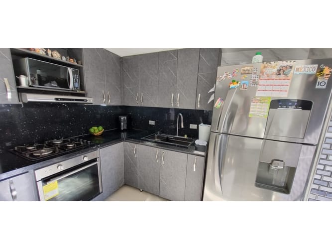 Apartamento de 3 alcobas en venta en Centro, Bello, 65 m² · foto 6 de 23