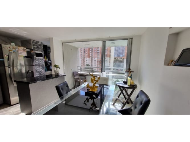 Apartamento de 3 alcobas en venta en Centro, Bello, 65 m² · foto 9 de 23