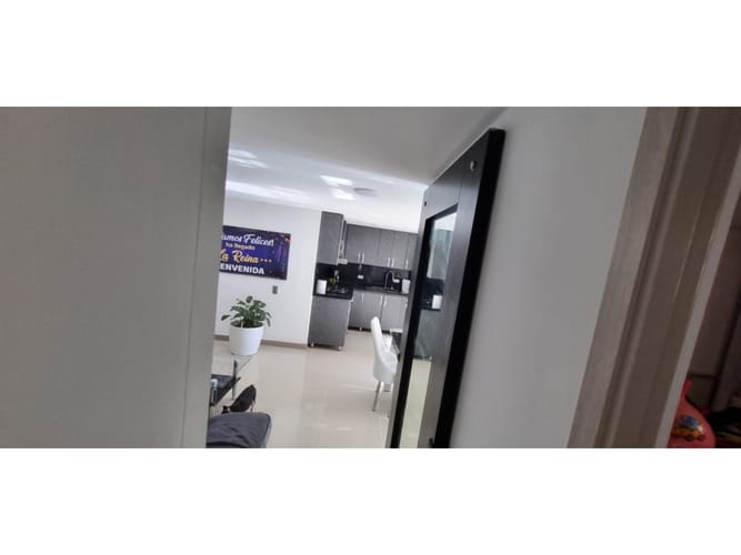 Apartamento de 3 alcobas en venta en Centro, Bello, 65 m² · foto 11 de 23