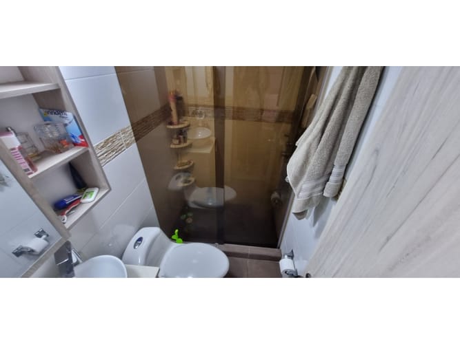 Apartamento de 3 alcobas en venta en Centro, Bello, 65 m² · foto 19 de 23