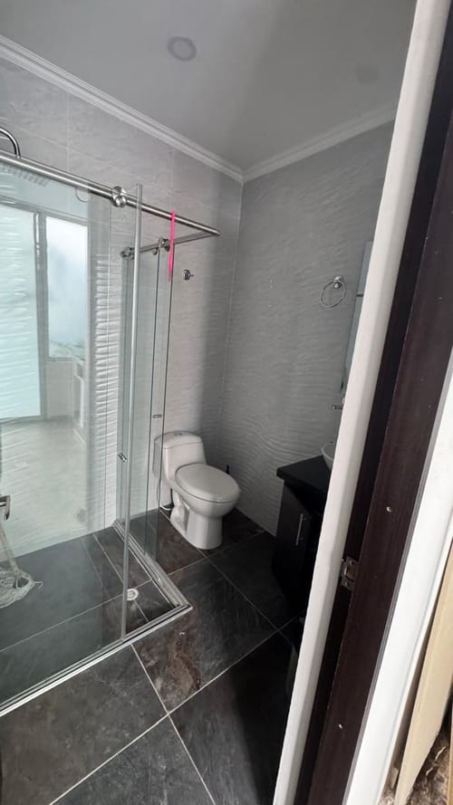 Casa de 5 alcobas en venta en Girardot, Girardot, 310 m² · foto 10 de 24