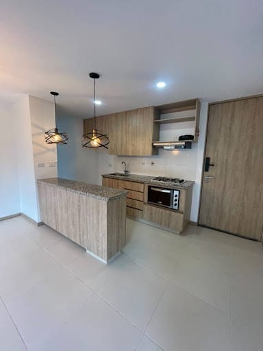 Apartamento de 2 alcobas en arriendo en Sabaneta Real, Sabaneta, 65 m² · foto 3 de 12