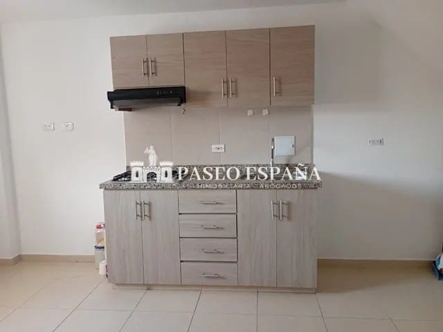 Apartamento de 2 alcobas en arriendo en El Poblado, Girón, 50 m² · foto 2 de 7