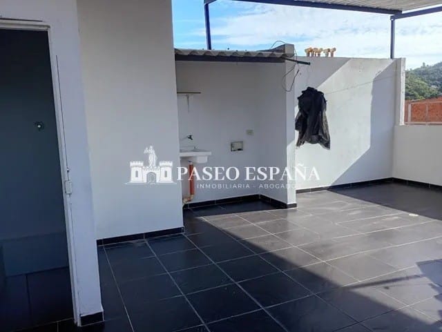 Apartamento de 2 alcobas en arriendo en El Poblado, Girón, 50 m² · foto 6 de 7