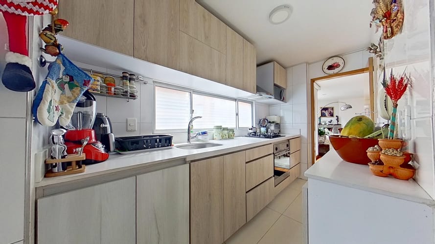 Apartamento en venta en Santa Barbara, Bogotá · foto 8 de 23
