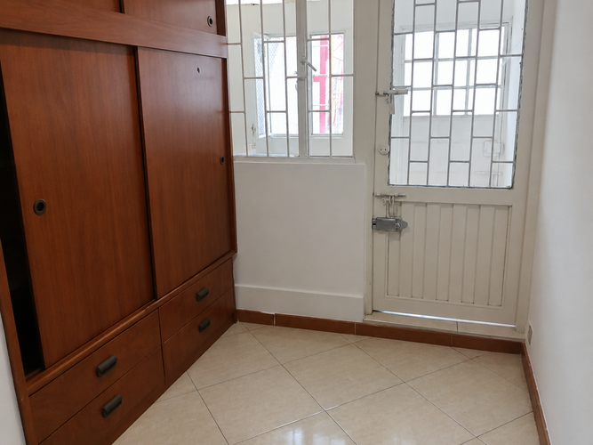 Casa de 5 alcobas en venta en Santa Barbara, Bogotá, 246 m² · foto 9 de 11