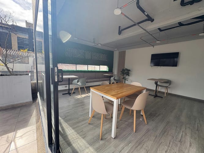 Apartaestudio en venta en Santa Barbara, Bogotá, 17 m² · foto 11 de 18
