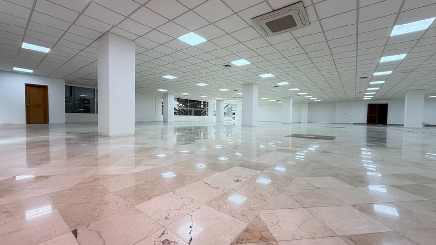 Oficina en arriendo en San Pedro, Cali, 1500 m² · foto 17 de 21