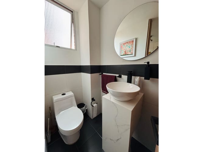 Apartamento de 3 alcobas en venta en Santa Barbara, Bogotá, 143 m² · foto 5 de 16