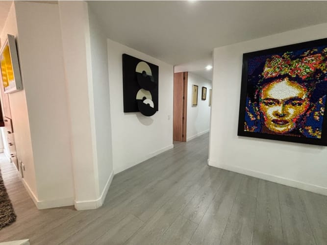 Apartamento de 3 alcobas en venta en Santa Barbara, Bogotá, 143 m² · foto 9 de 16
