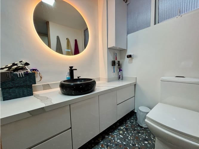 Apartamento de 3 alcobas en venta en Santa Barbara, Bogotá, 143 m² · foto 16 de 16