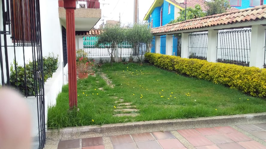 Casa de 6 alcobas en venta en Cedritos, Bogotá, 400 m² · foto 5 de 20