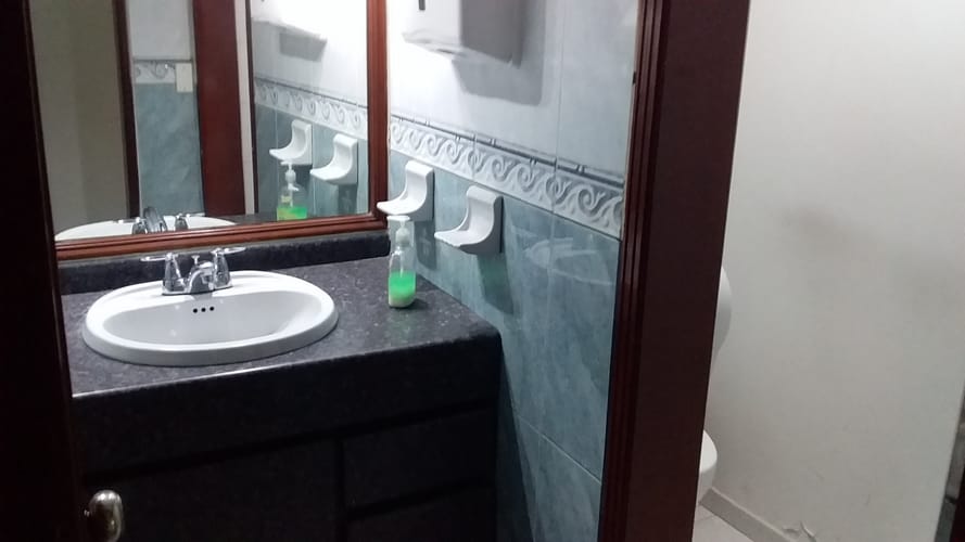 Casa de 6 alcobas en venta en Cedritos, Bogotá, 400 m² · foto 7 de 20