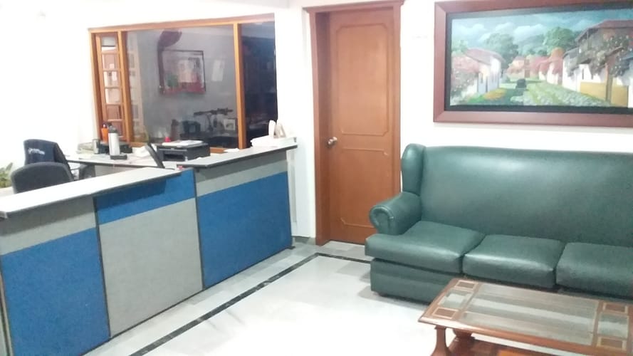 Casa de 6 alcobas en venta en Cedritos, Bogotá, 400 m² · foto 8 de 20