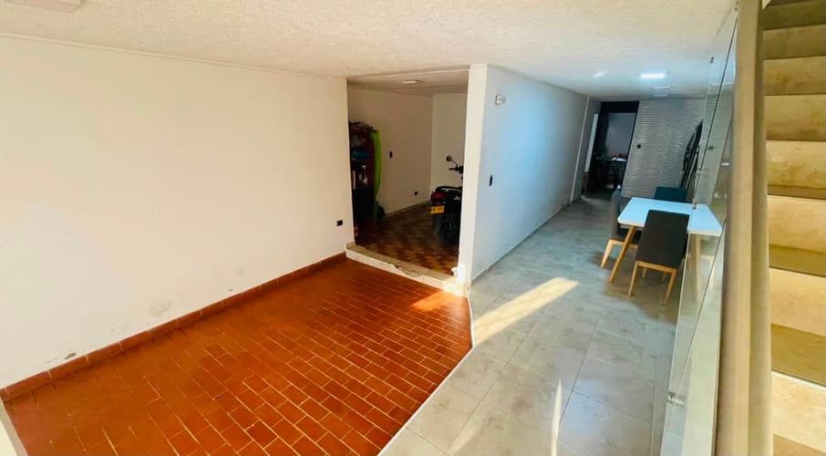 Casa de 4 alcobas en venta en San Francisco, Bucaramanga, 175 m² · foto 3 de 9