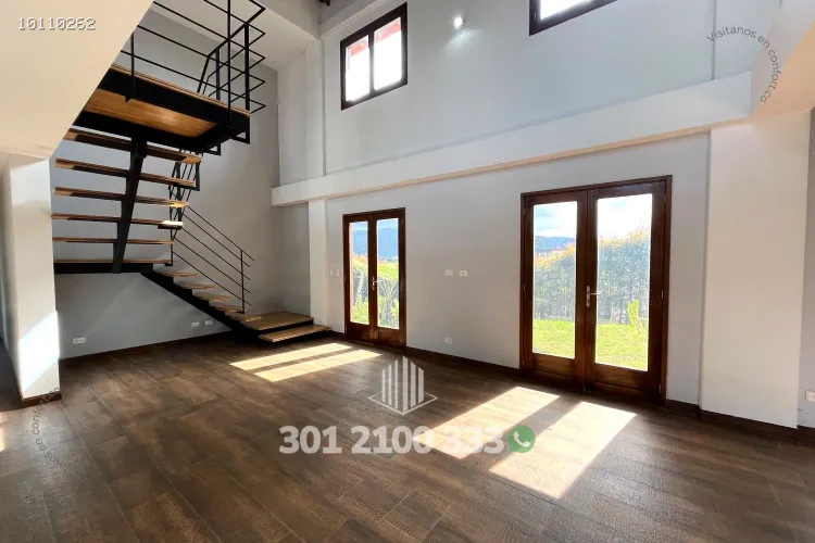Casa de 3 alcobas en venta en Loma Del Escobero, El Retiro, 210 m² · foto 2 de 24